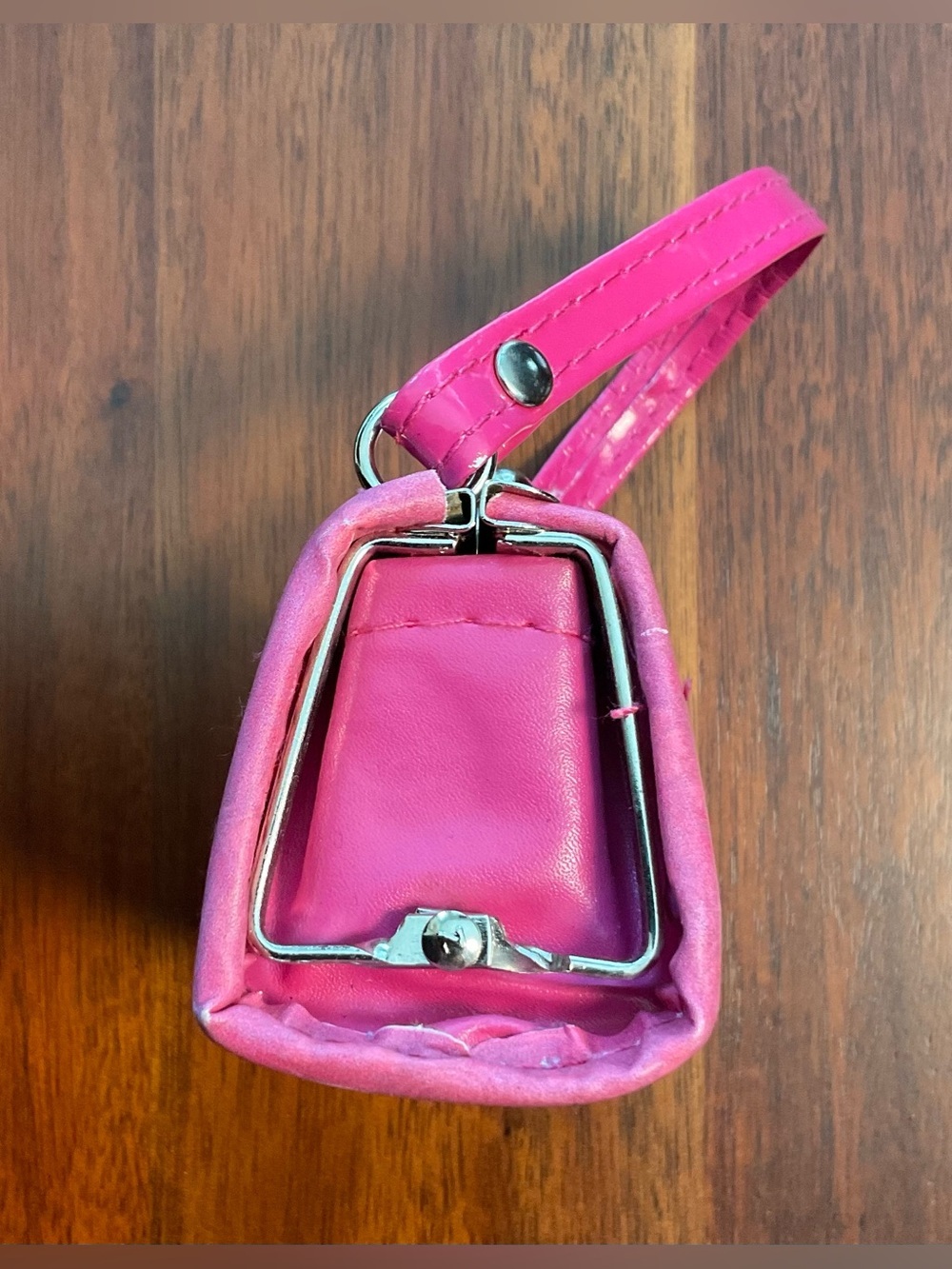 Disney Violetta Mini Lipstick or Coin Case - Picture 3 of 9